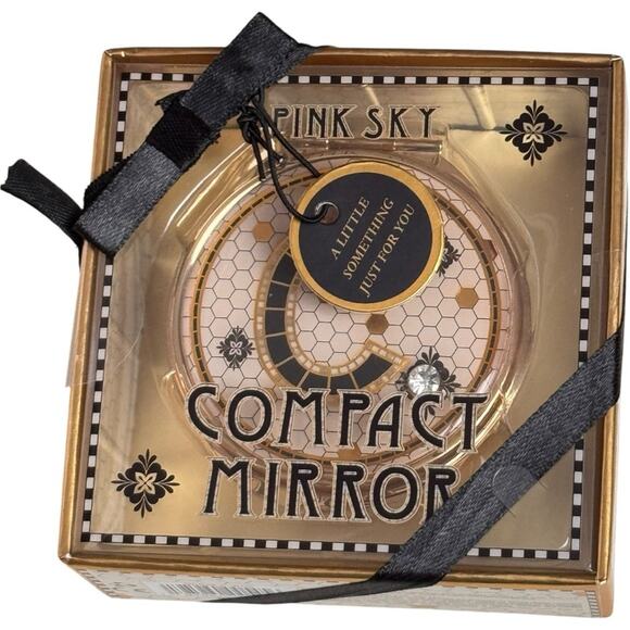 PINK SKY Tile Design Makeup Beauty Monogram C Compact Mirror Case Accessory NWT - Picture 1 of 4